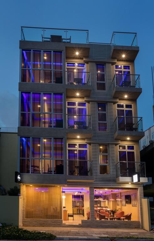 The Avenue & Spa Hulhumalé Exterior foto