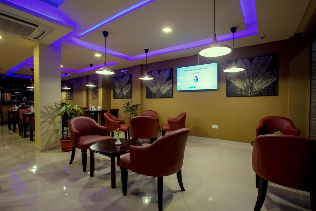 The Avenue & Spa Hulhumalé Exterior foto
