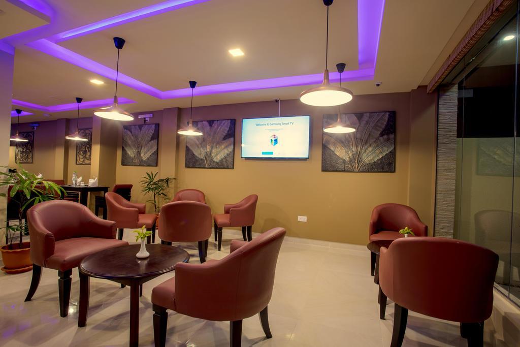 The Avenue & Spa Hulhumalé Exterior foto